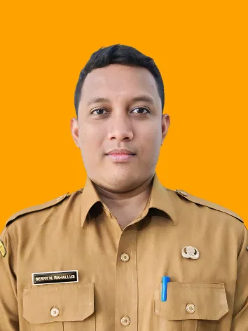 Berry Novaldi Rahallus, S.STP